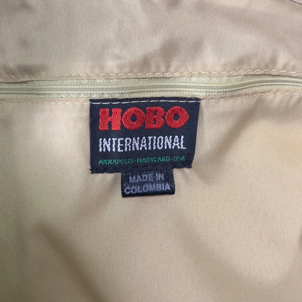 HOBO International Vtg Y2K Tan Leather Shoulder Bag Leather Purse Boho Slouchy